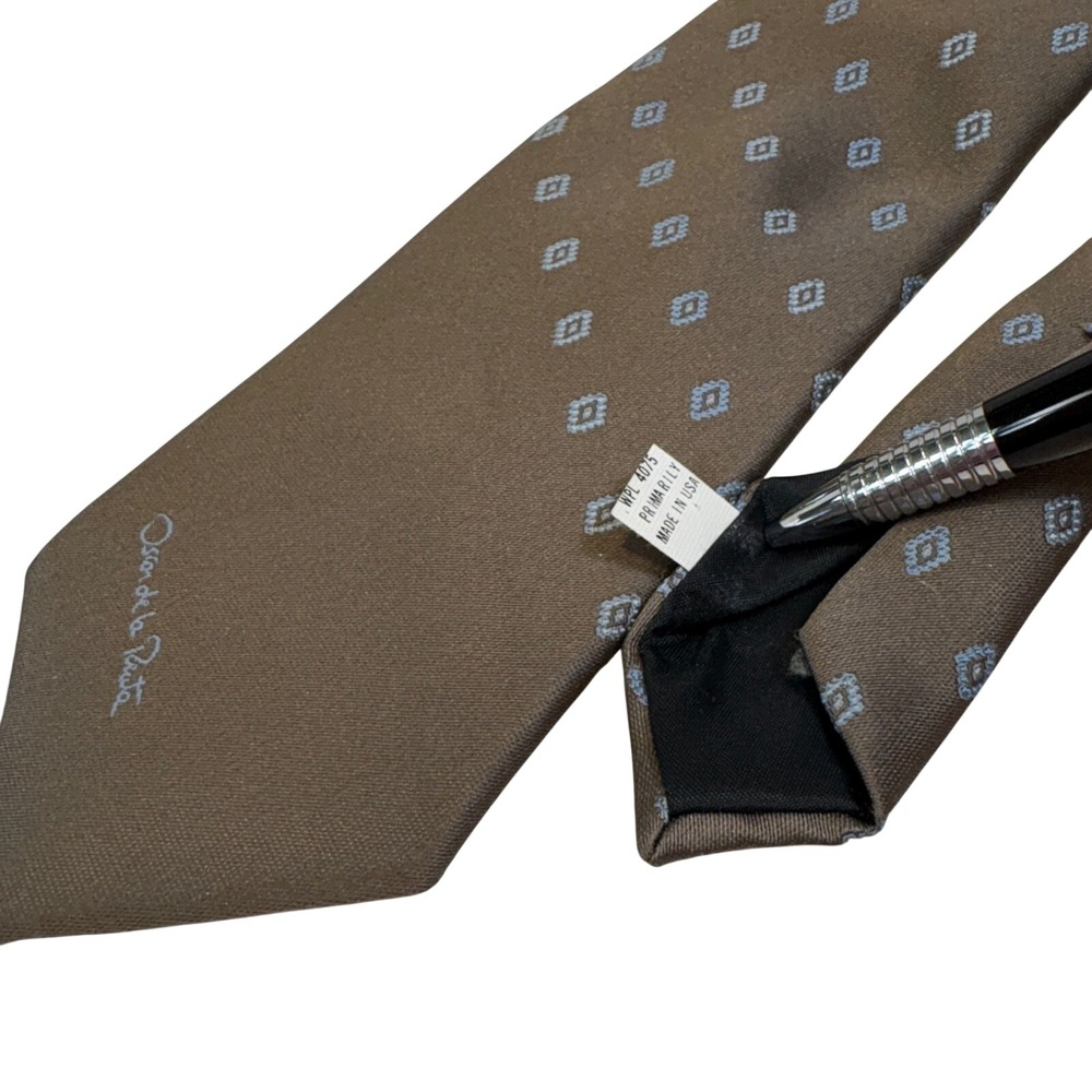 Oscar de la Renta Mens Brown Blue Geometric Diamond Silk Blend Necktie USA Made‎